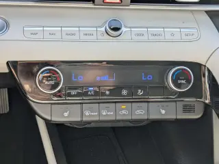 Hyundai ELANTRA 2025 Limited 4dr Sedan