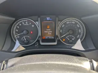 Toyota Tacoma 2023 4x4 SR5 V6 4dr Double Cab 5.0 ft SB