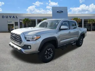 Toyota Tacoma 2023 4x4 SR5 V6 4dr Double Cab 5.0 ft SB