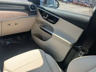 Mercedes-Benz GLC 2024 AWD GLC 300 4MATIC 4dr SUV