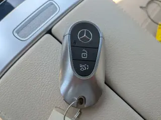 Mercedes-Benz GLC 2024 AWD GLC 300 4MATIC 4dr SUV