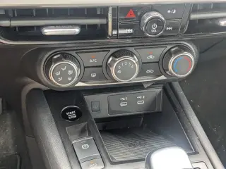 Nissan Kicks 2025 SV 4dr Crossover