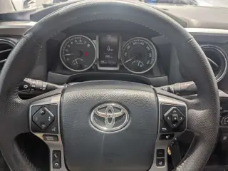 Toyota Tacoma 2019 4x2 TRD Off-Road 4dr Double Cab 5.0 ft SB