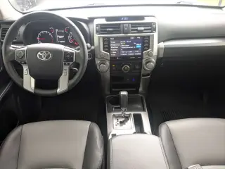 Toyota 4Runner 2022 4x2 SR5 Premium 4dr SUV