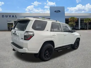 Toyota 4Runner 2022 4x2 SR5 Premium 4dr SUV