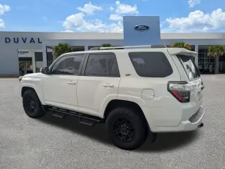 Toyota 4Runner 2022 4x2 SR5 Premium 4dr SUV