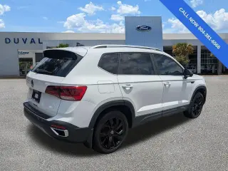 Volkswagen Taos 2022 SE 4dr SUV