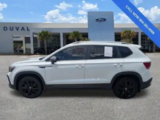 Volkswagen Taos 2022 SE 4dr SUV