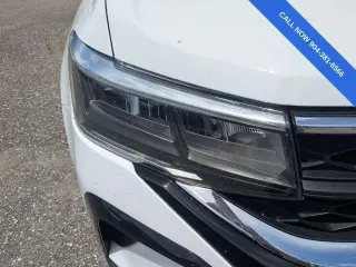 Volkswagen Taos 2022 SE 4dr SUV