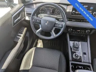 Mitsubishi Outlander 2024 ES 4dr SUV