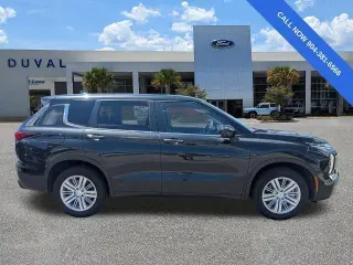 Mitsubishi Outlander 2024 ES 4dr SUV