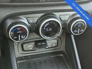 Hyundai VENUE 2023 SEL 4dr Crossover