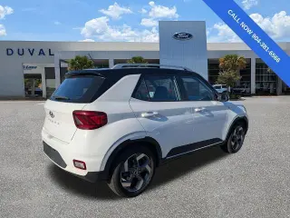 Hyundai VENUE 2023 SEL 4dr Crossover