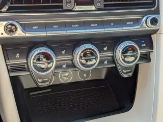 Genesis G70 2023 3.3T Standard 4dr Sedan