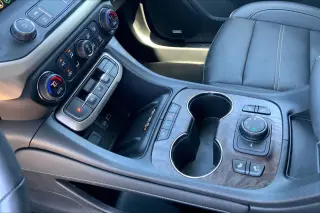 GMC Acadia 2022 4x4 Denali 4dr SUV