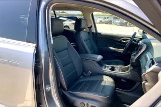 GMC Acadia 2022 4x4 Denali 4dr SUV