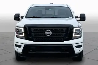 Nissan Titan 2024 4x2 Platinum Reserve 4dr Crew Cab 5.6 ft. SB