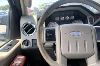 Ford F-350 Super Duty 2008 XL 4dr Crew Cab 4WD SB