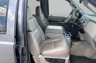 Ford F-350 Super Duty 2008 XL 4dr Crew Cab 4WD SB