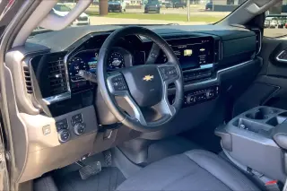Chevrolet Silverado 1500 2023 4x4 LT 4dr Crew Cab 5.8 ft. SB w/1LT