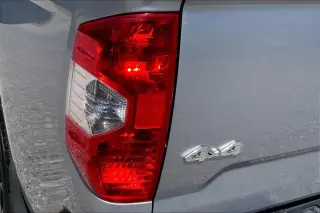 Toyota Tundra 2014 4x4 SR 4dr Double Cab Pickup SB (4.6L V8)