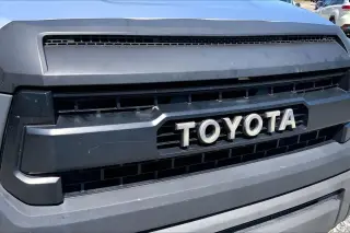 Toyota Tundra 2014 4x4 SR 4dr Double Cab Pickup SB (4.6L V8)