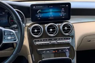 Mercedes-Benz GLC 2021 GLC 300 4dr SUV