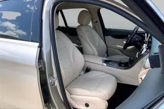 Mercedes-Benz GLC 2021 GLC 300 4dr SUV