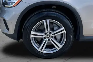 Mercedes-Benz GLC 2021 GLC 300 4dr SUV