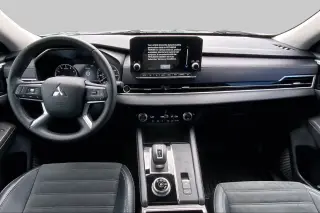 Mitsubishi Outlander 2024 SE 4dr SUV
