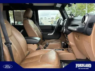 Jeep Wrangler Unlimited 2013 4x4 Sahara 4dr SUV