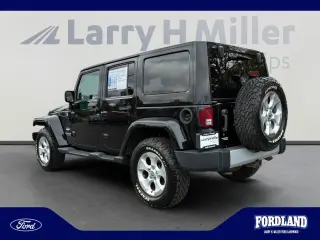 Jeep Wrangler Unlimited 2013 4x4 Sahara 4dr SUV