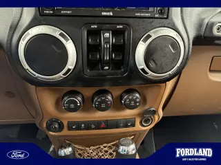 Jeep Wrangler Unlimited 2013 4x4 Sahara 4dr SUV