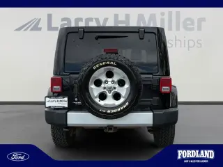 Jeep Wrangler Unlimited 2013 4x4 Sahara 4dr SUV