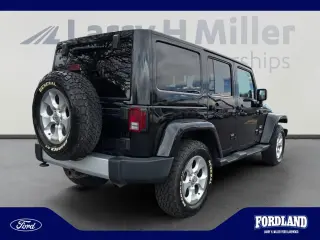 Jeep Wrangler Unlimited 2013 4x4 Sahara 4dr SUV