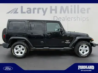 Jeep Wrangler Unlimited 2013 4x4 Sahara 4dr SUV