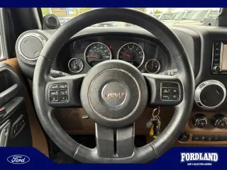 Jeep Wrangler Unlimited 2013 4x4 Sahara 4dr SUV