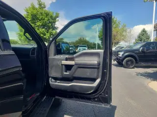 Ford F-150 2019 4x4 Raptor 4dr SuperCrew 5.5 ft. SB