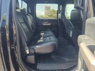 Ford F-150 2019 4x4 Raptor 4dr SuperCrew 5.5 ft. SB