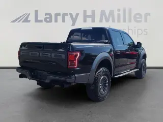 Ford F-150 2019 4x4 Raptor 4dr SuperCrew 5.5 ft. SB
