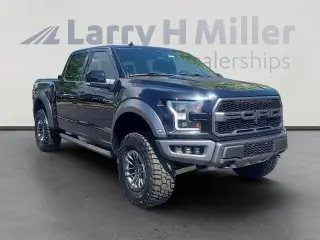 Ford F-150 2019 4x4 Raptor 4dr SuperCrew 5.5 ft. SB