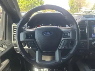 Ford F-150 2019 4x4 Raptor 4dr SuperCrew 5.5 ft. SB