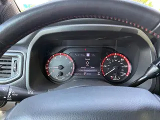 Nissan Titan 2021 4x4 SV 4dr Crew Cab 5.6 ft. SB