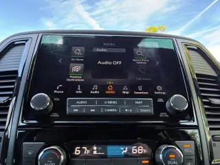 Nissan Titan 2021 4x4 SV 4dr Crew Cab 5.6 ft. SB