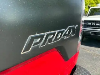 Nissan Titan 2021 4x4 SV 4dr Crew Cab 5.6 ft. SB