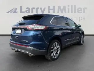 Ford Edge 2017 AWD Titanium 4dr Crossover