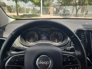 Jeep Cherokee 2019 4x4 High Altitude 4dr SUV