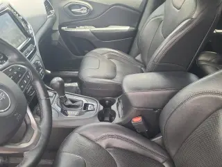Jeep Cherokee 2019 4x4 High Altitude 4dr SUV