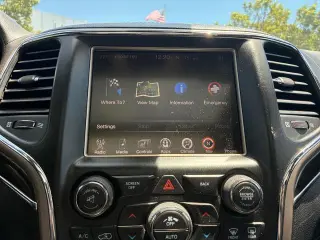 Jeep Grand Cherokee 2017 4x4 Overland 4dr SUV