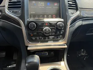 Jeep Grand Cherokee 2017 4x4 Overland 4dr SUV